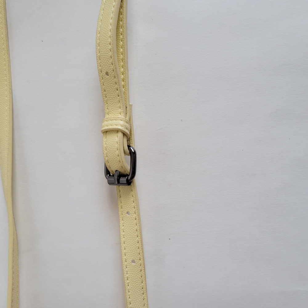 Steve Madden Women's Yellow Handbag with Star Charms NWT - Picture 16 of 16